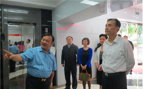 重庆市市委常委、统战部部长刘光磊来918博天娱乐集团视察调研