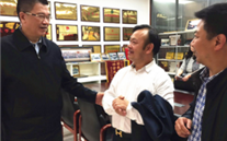 重庆市人大常委会副主任、市总工会主席郑洪一行来918博天娱乐集团视察调研
